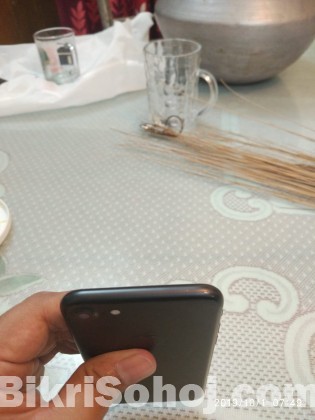 Iphone 7 (32 gb Mate black)
